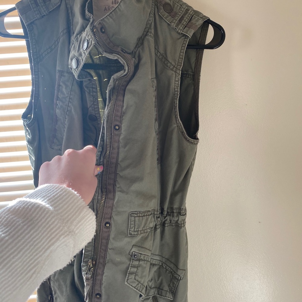 Jacket - Picture 3 of 4